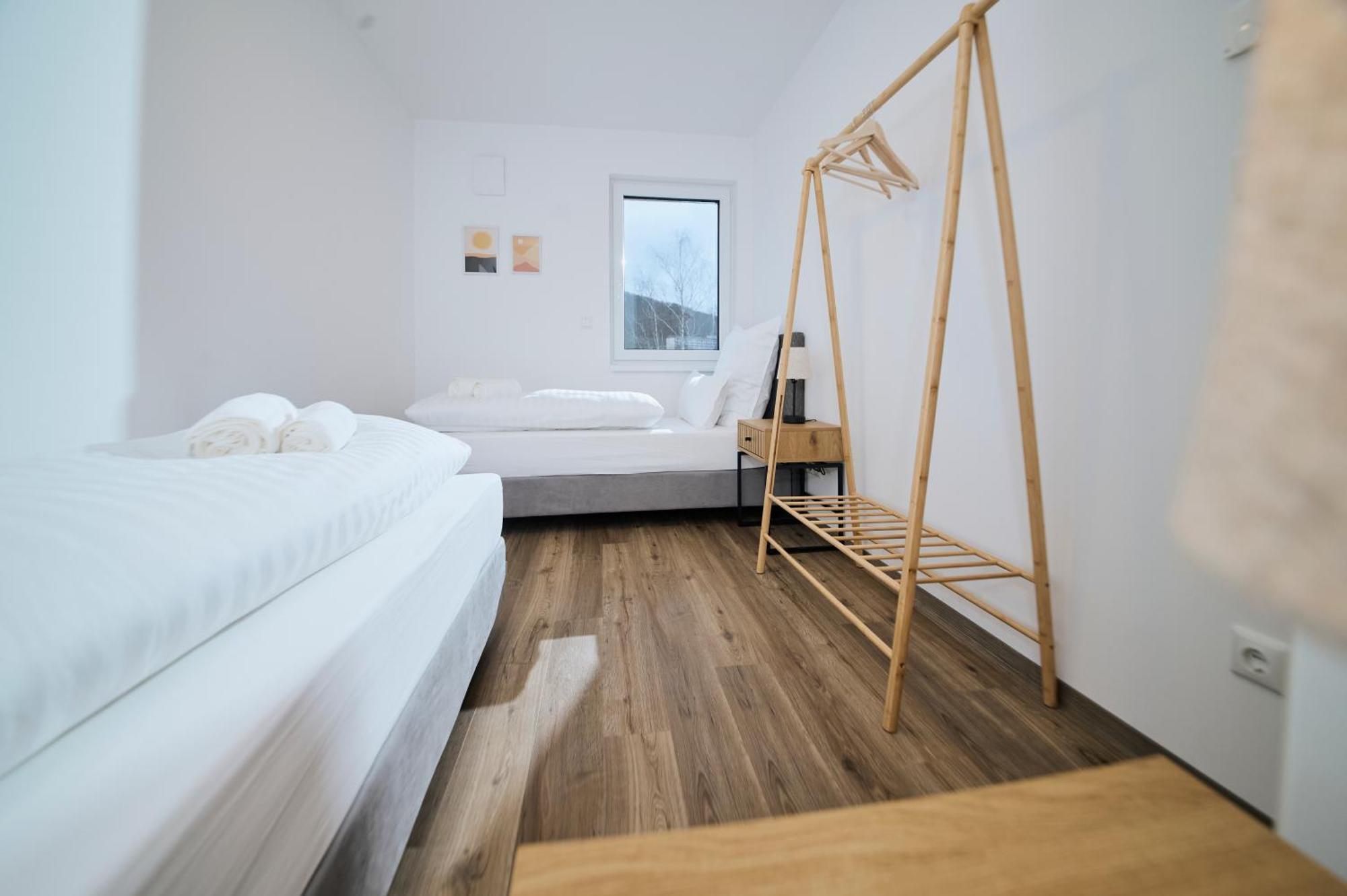 Moderne Apartments Mit Highspeed-Wlan Und Gratis-Tiefgarage Ihr Perfekter Rueckzugsort Nahe Dem Zentrum Und Der Therme I Barrierearm バート・キッシンゲン エクステリア 写真