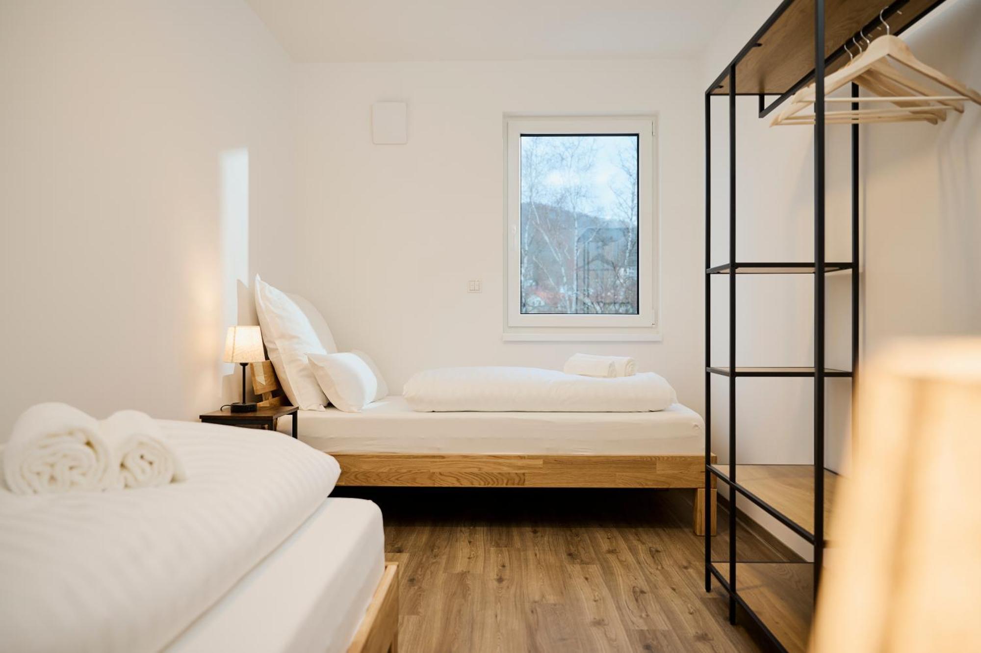 Moderne Apartments Mit Highspeed-Wlan Und Gratis-Tiefgarage Ihr Perfekter Rueckzugsort Nahe Dem Zentrum Und Der Therme I Barrierearm バート・キッシンゲン エクステリア 写真