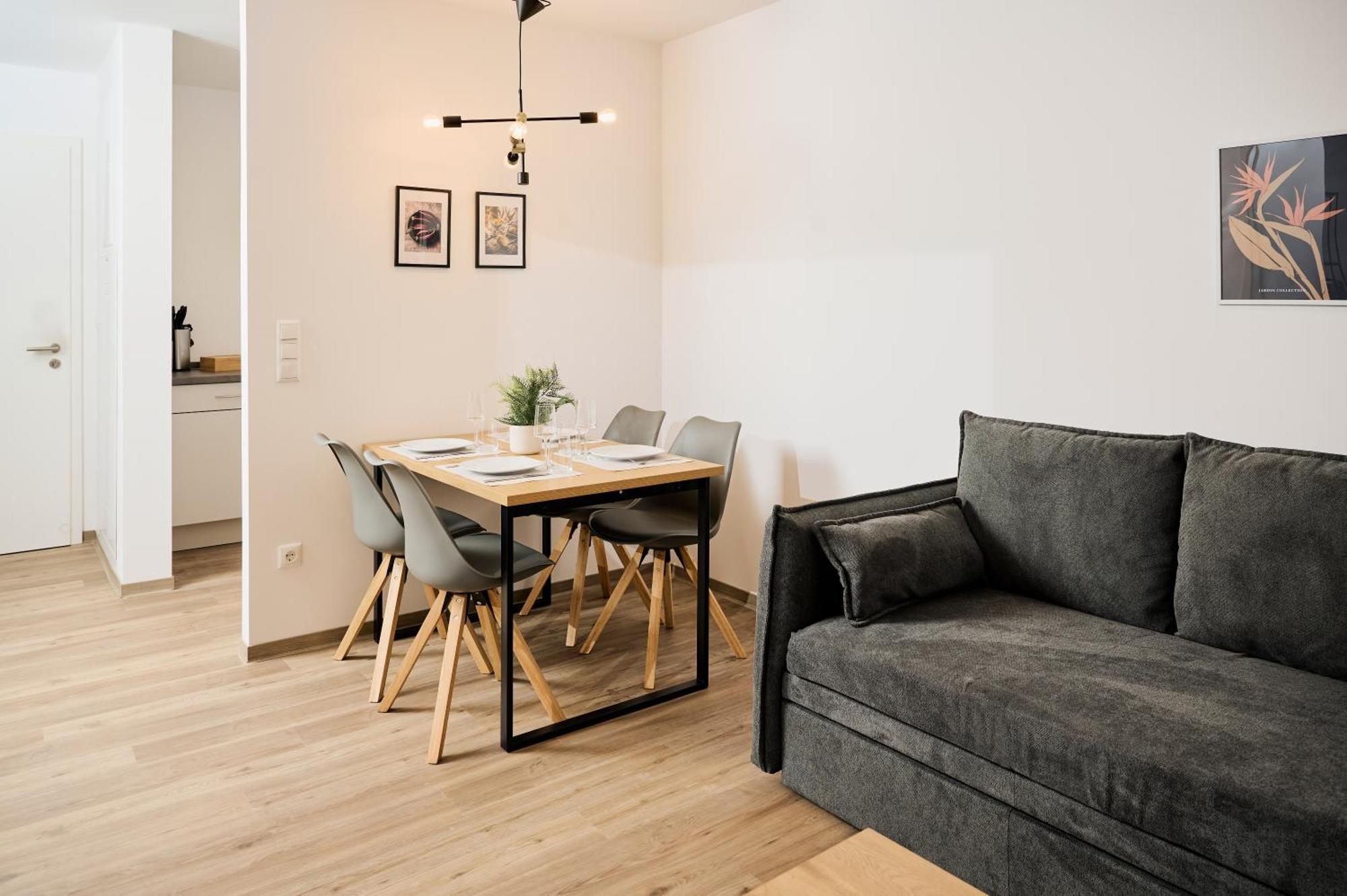 Moderne Apartments Mit Highspeed-Wlan Und Gratis-Tiefgarage Ihr Perfekter Rueckzugsort Nahe Dem Zentrum Und Der Therme I Barrierearm バート・キッシンゲン エクステリア 写真